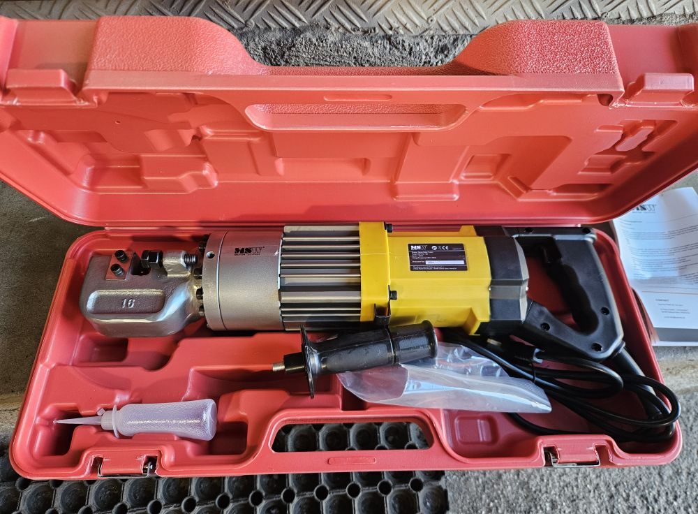 Máquina de Corte de Ferro